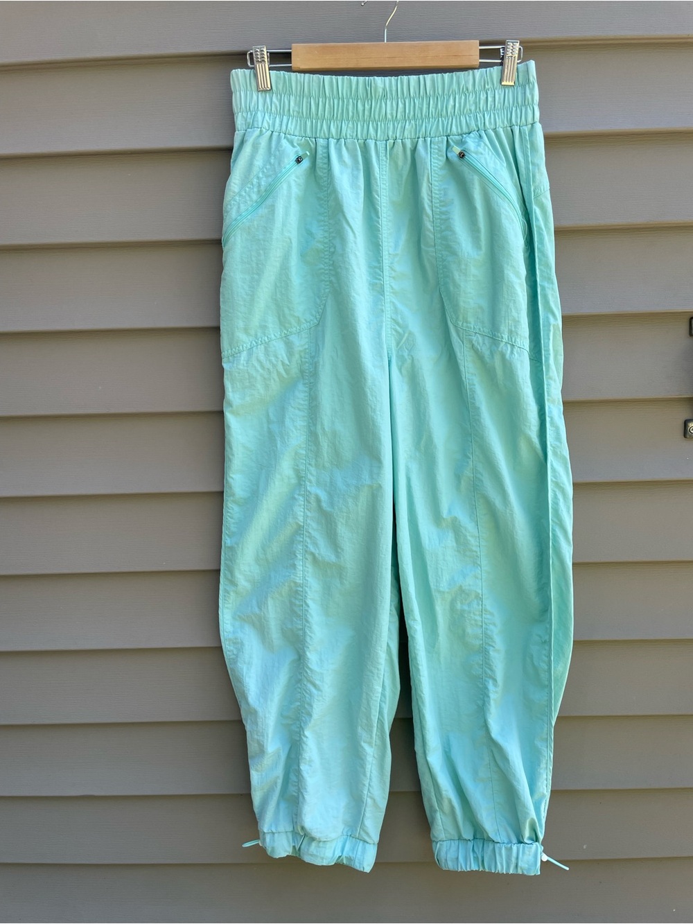 Zenana Womens Mint Green Elastic Waist Cargo Jogger Pants